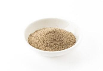 Red Vein Kratom powder for relaxation